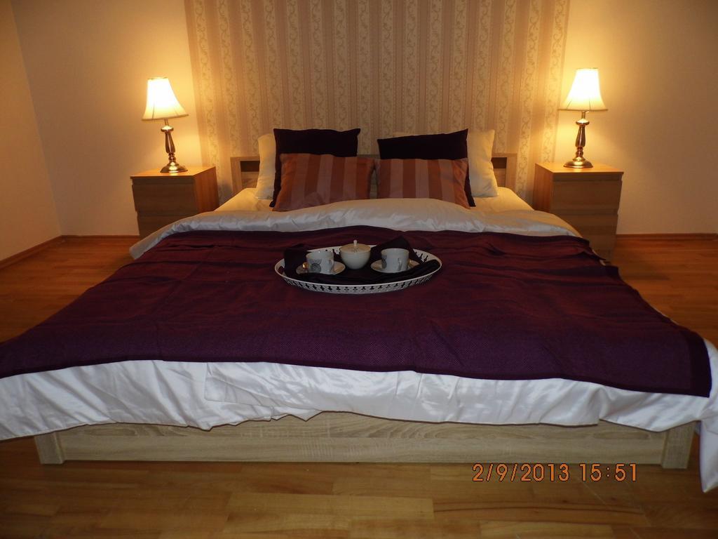 Fukas Apartments Νίτρα Δωμάτιο φωτογραφία
