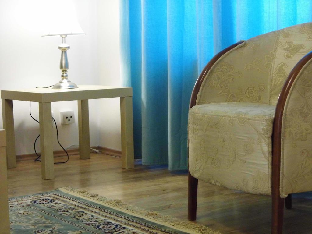 Fukas Apartments Νίτρα Δωμάτιο φωτογραφία