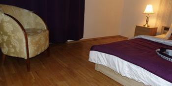 Fukas Apartments Νίτρα Εξωτερικό φωτογραφία